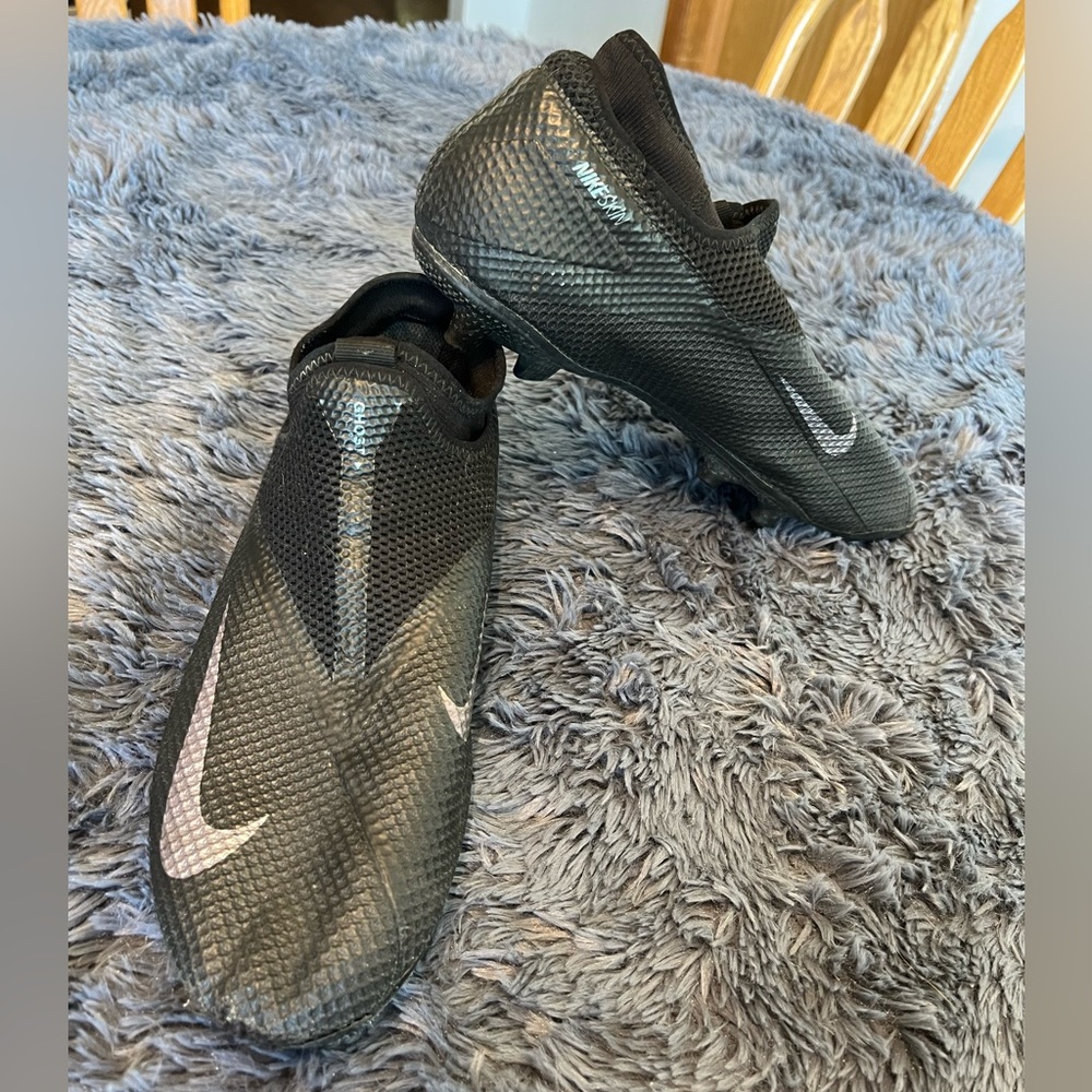 Nike mens soccer cleats